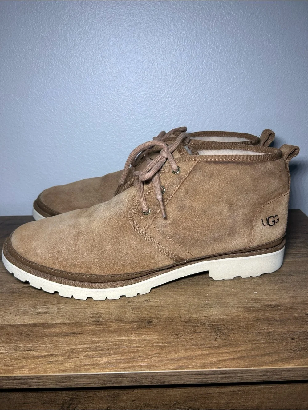 UGG suede chukka
